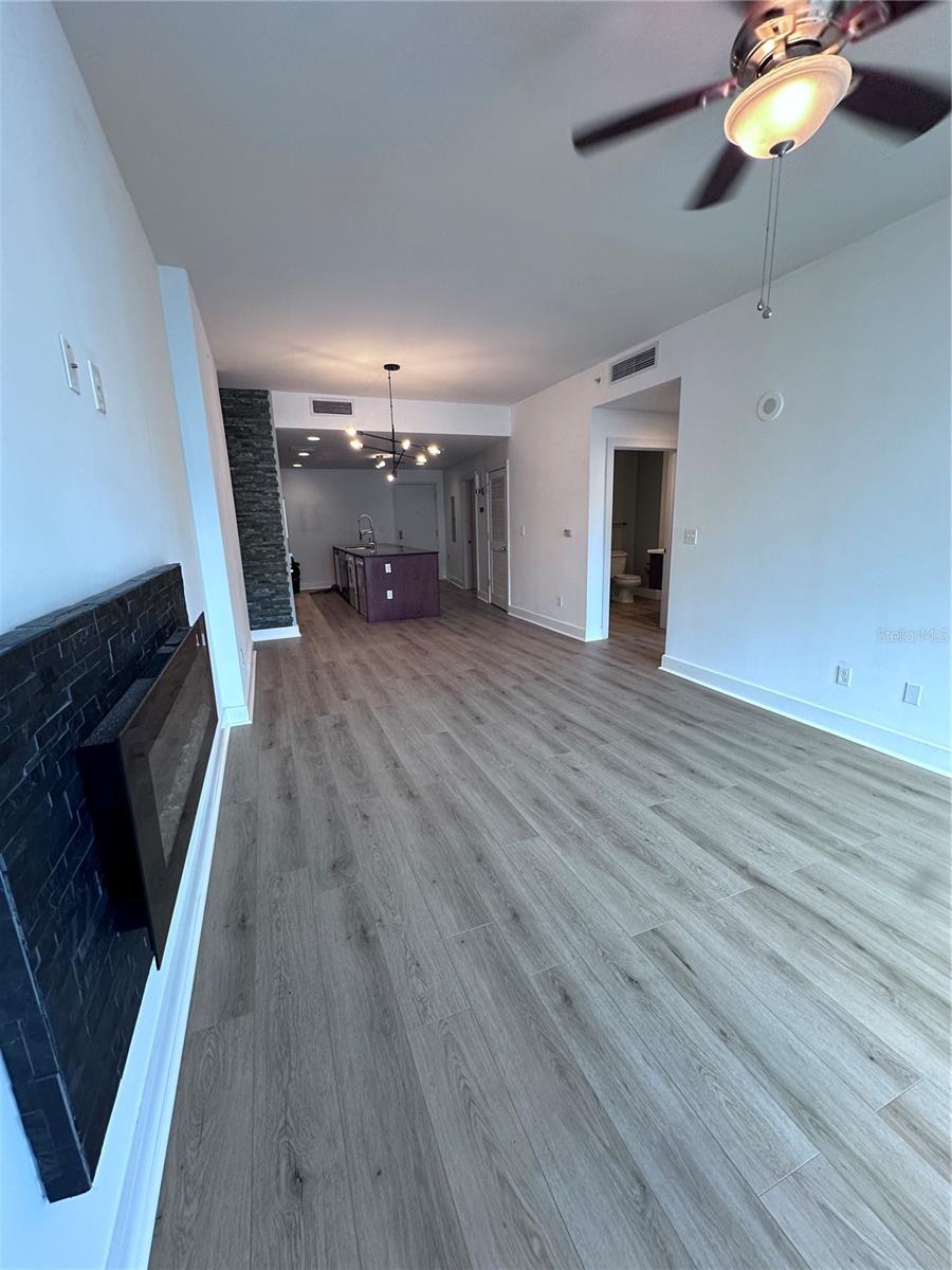 Image 14 of 39 For 1208 Kennedy Boulevard 313