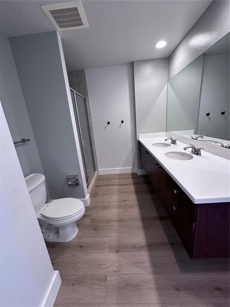 Image 21 of 39 For 1208 Kennedy Boulevard 313