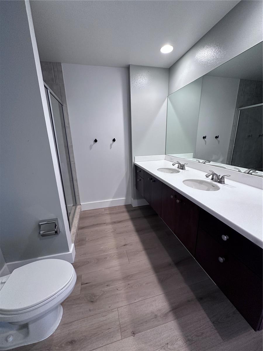 Image 22 of 39 For 1208 Kennedy Boulevard 313