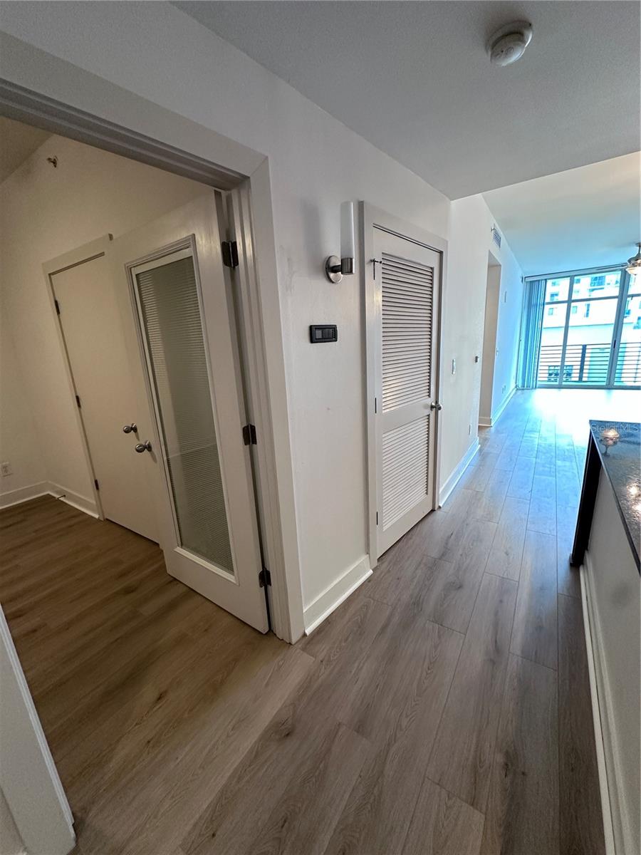 Image 5 of 39 For 1208 Kennedy Boulevard 313