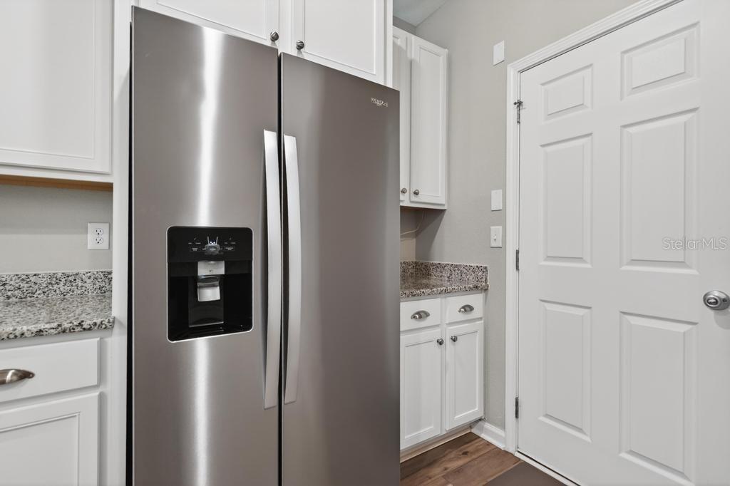 Image 11 of 74 For 2929 Lucille Lane