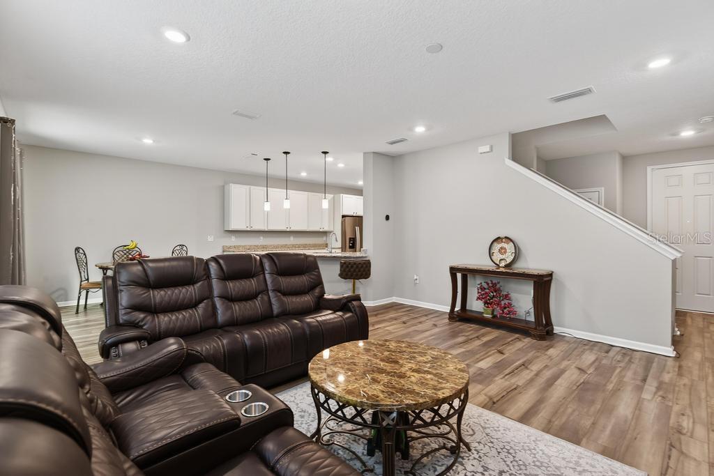 Image 16 of 74 For 2929 Lucille Lane