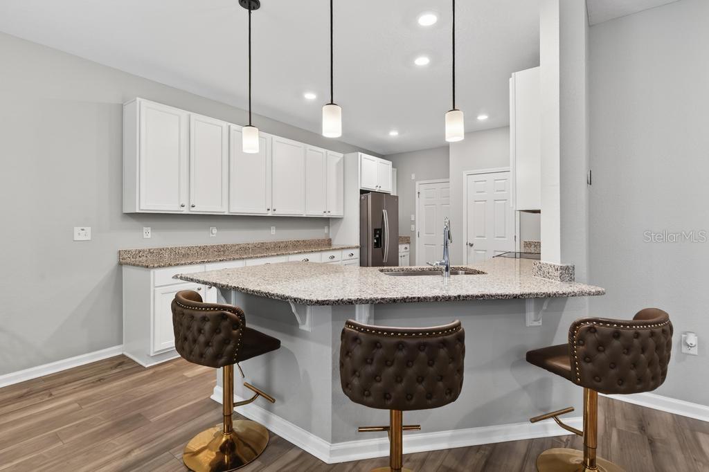 Image 3 of 74 For 2929 Lucille Lane