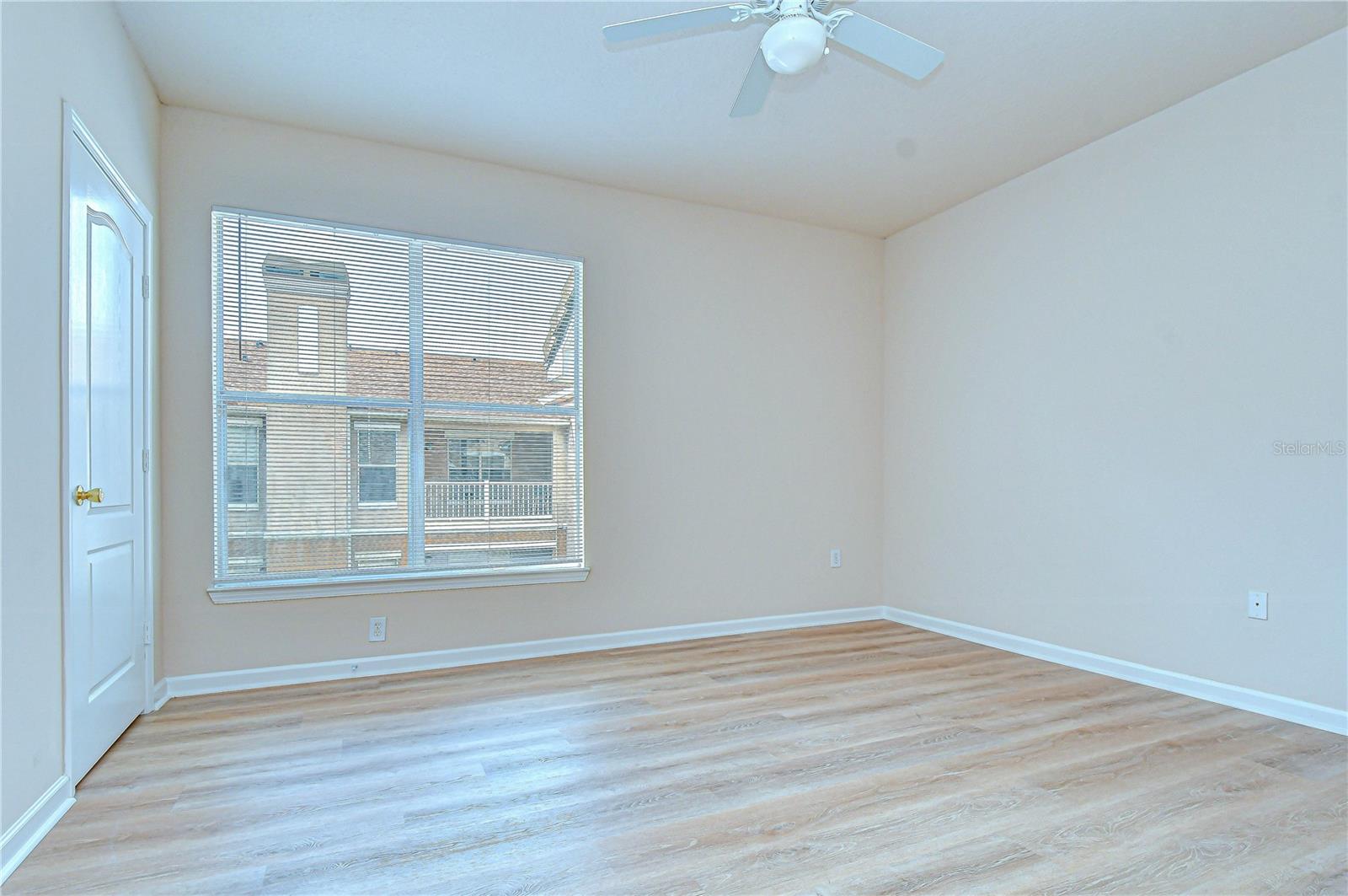 Image 24 of 48 For 10409 Villa View Circle 10409