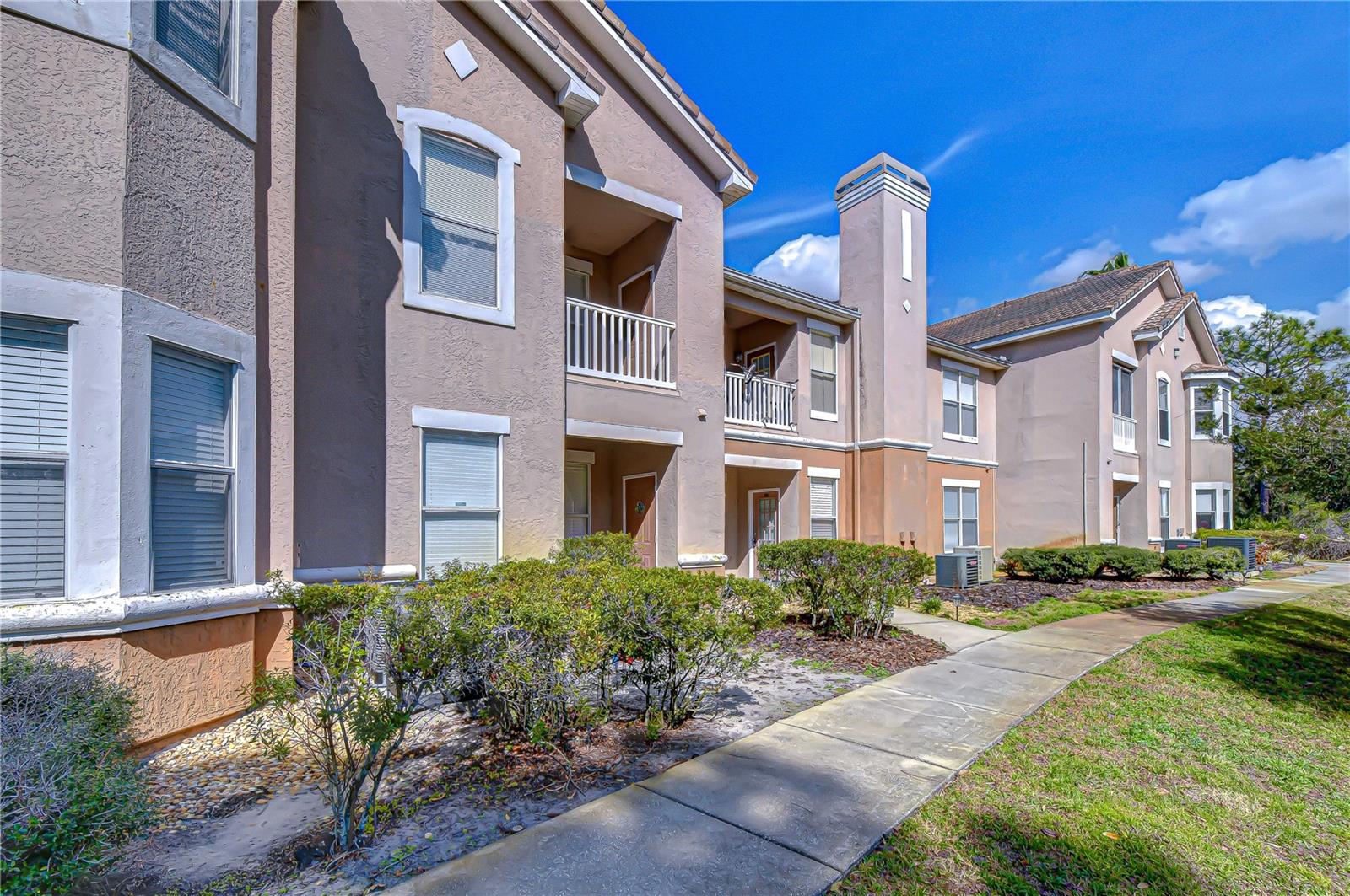 Image 40 of 48 For 10409 Villa View Circle 10409