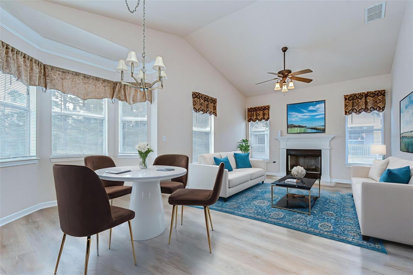 Image 5 of 48 For 10409 Villa View Circle 10409