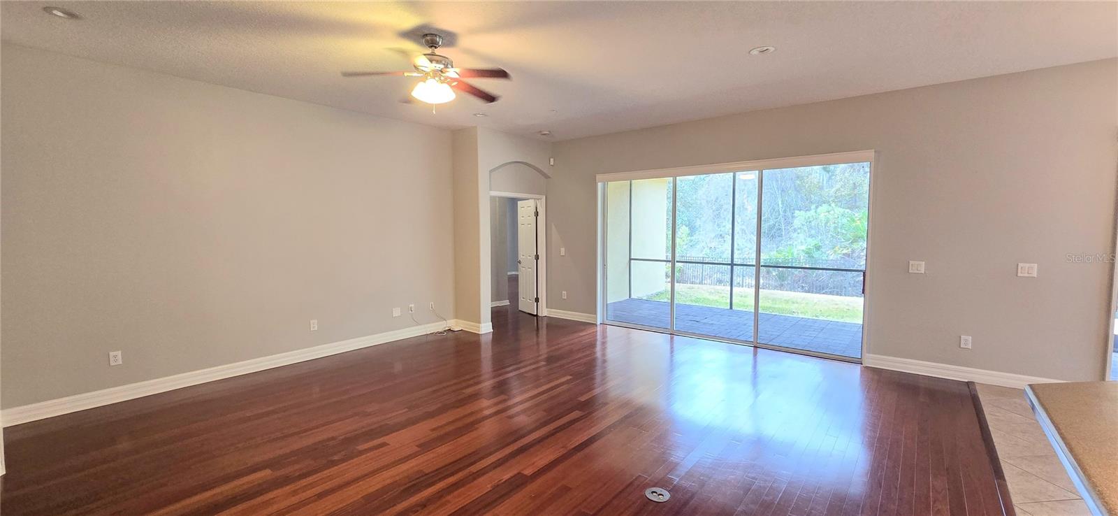 Image 6 of 20 For 20426 Walnut Grove Lane