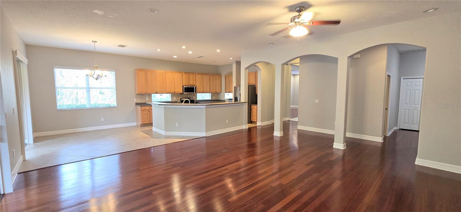 Image 8 of 20 For 20426 Walnut Grove Lane