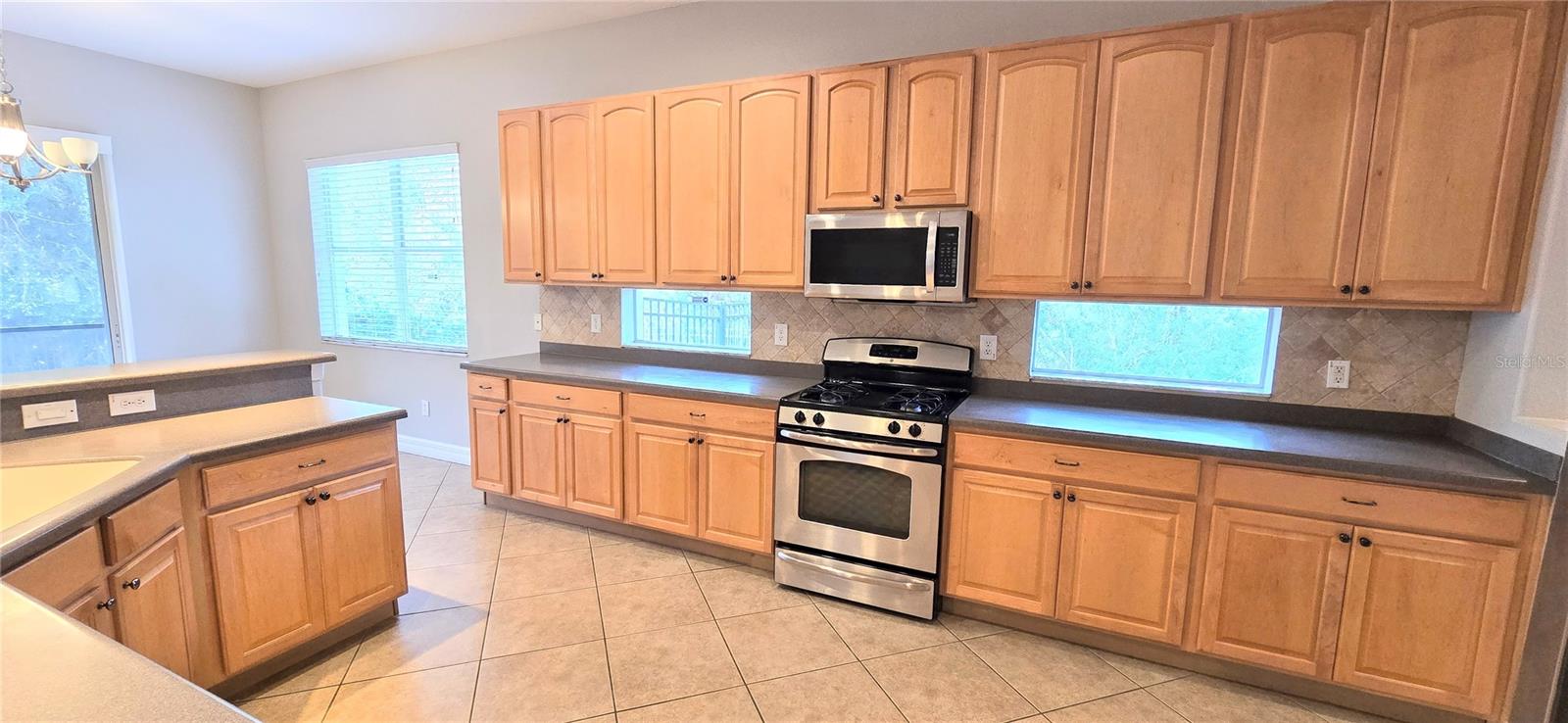 Image 9 of 20 For 20426 Walnut Grove Lane