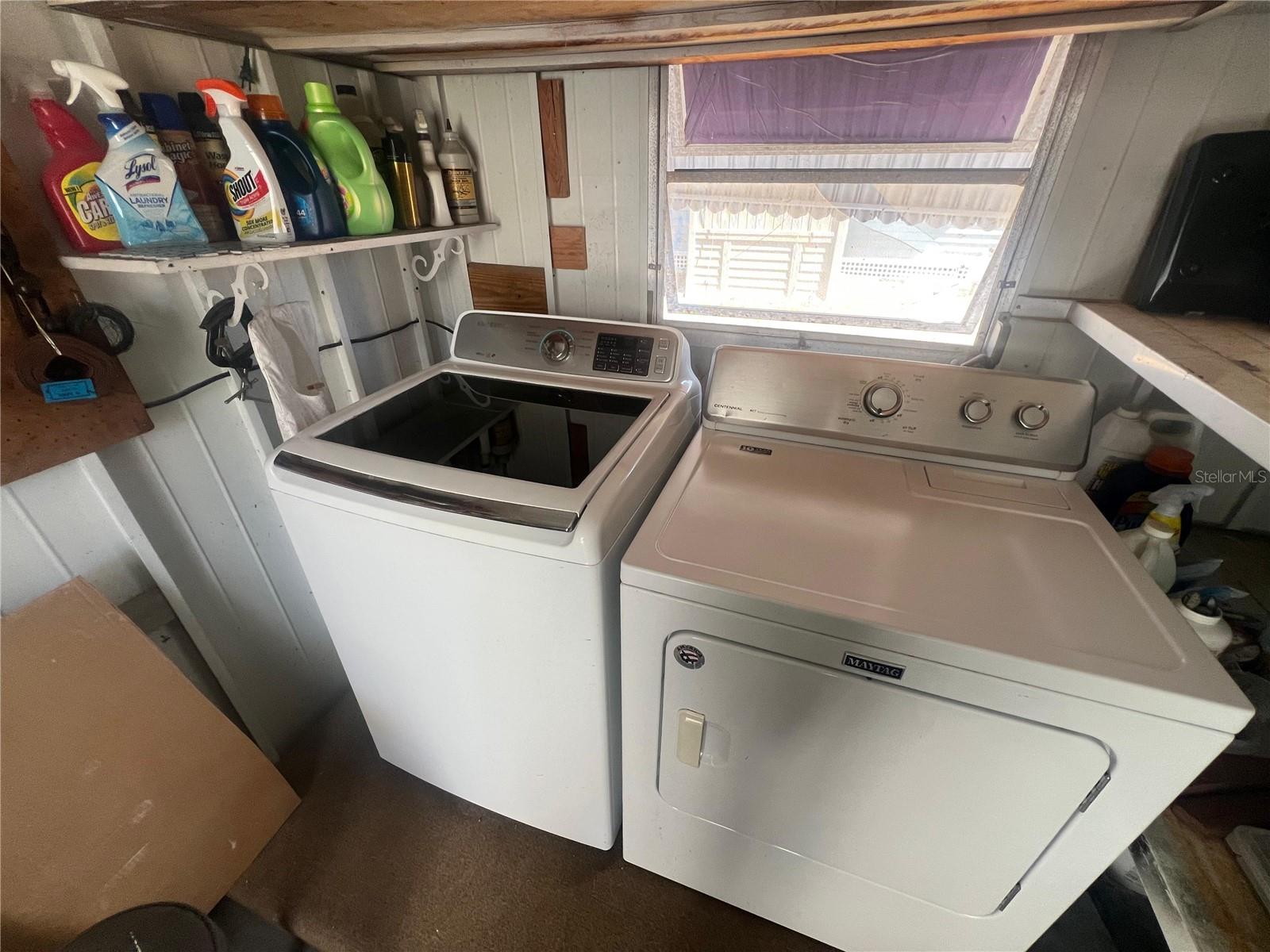 Image 13 of 17 For 10924 Federal Drive