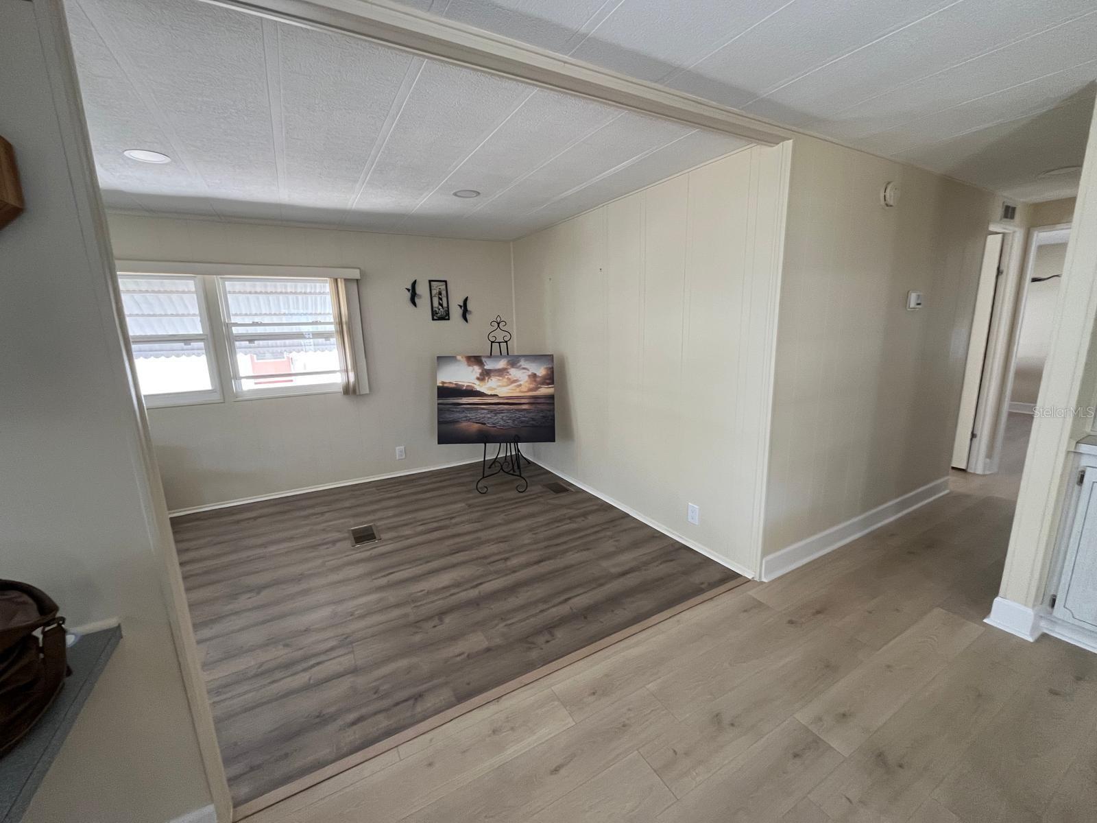 Image 2 of 17 For 10924 Federal Drive