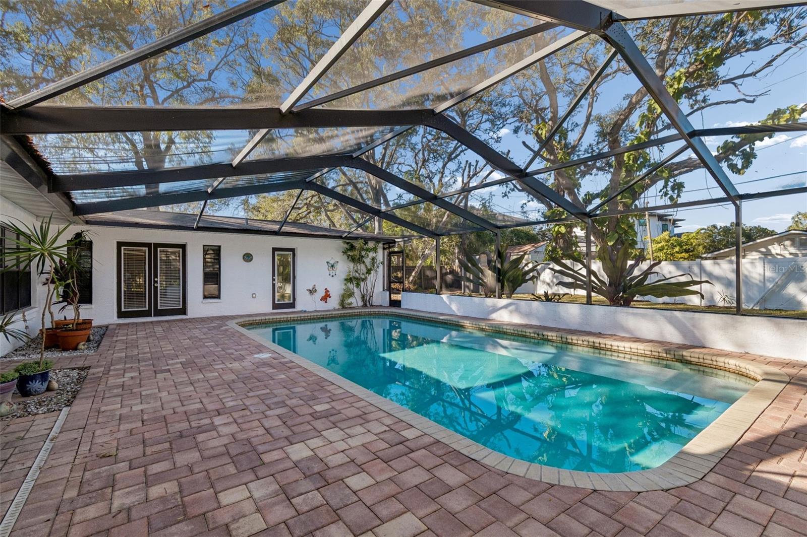 Image 25 of 30 For 4633 Longfellow Avenue