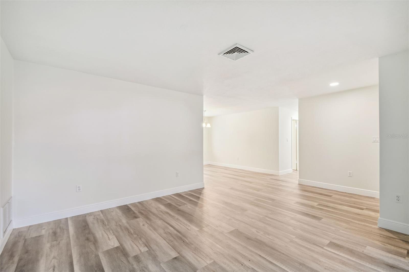 Image 11 of 55 For 3165 Woodmont Drive