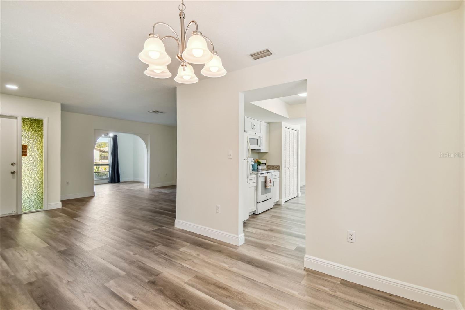 Image 15 of 55 For 3165 Woodmont Drive