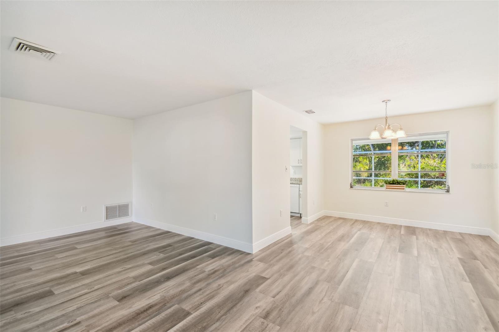 Image 7 of 55 For 3165 Woodmont Drive