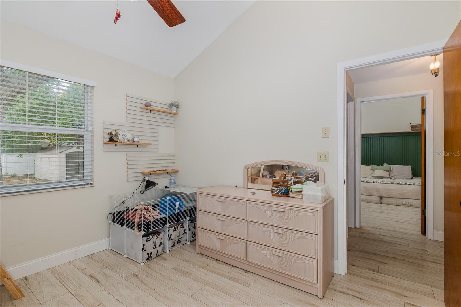 Image 23 of 35 For 724 Virginia Avenue