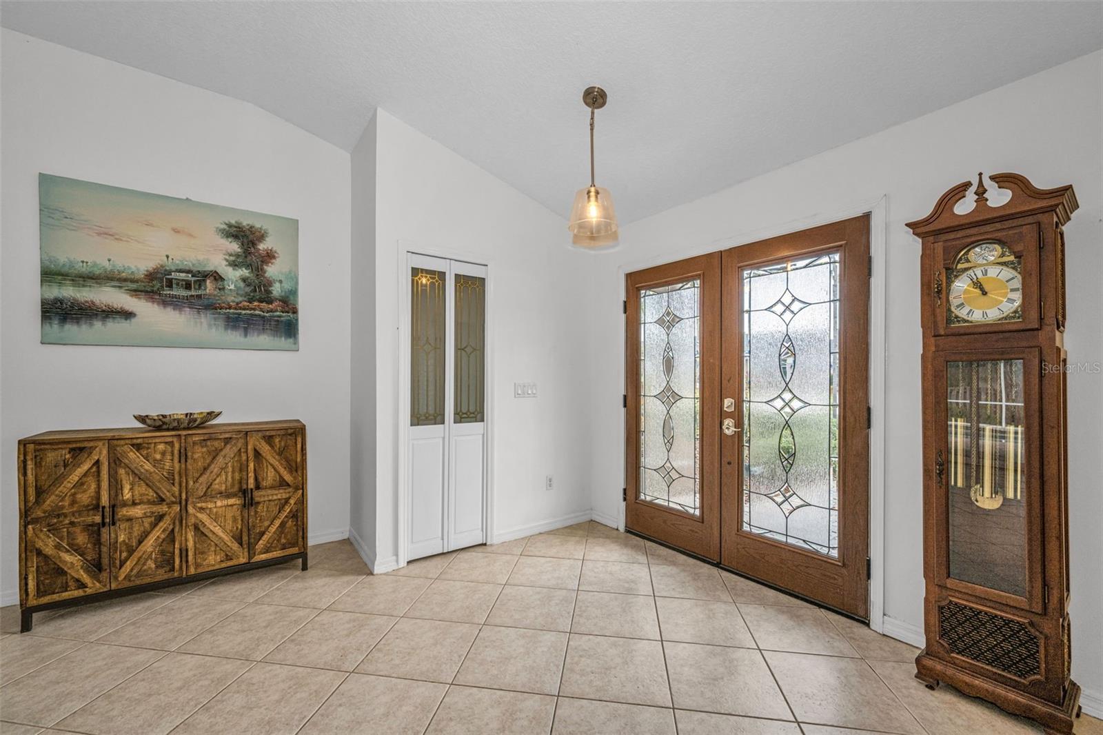 Image 16 of 79 For 12038 Stone Crossing Circle