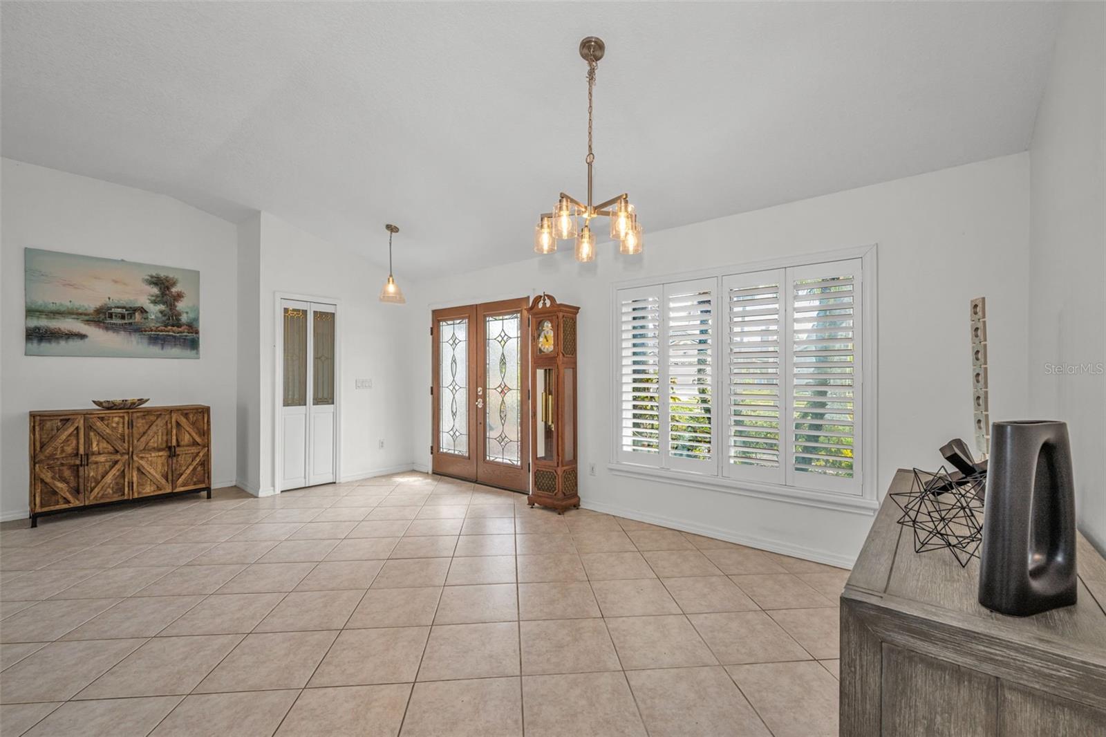 Image 22 of 79 For 12038 Stone Crossing Circle