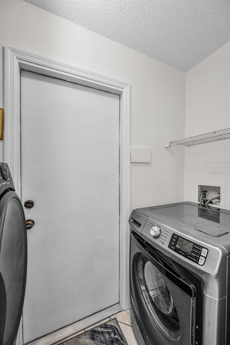 Image 50 of 79 For 12038 Stone Crossing Circle