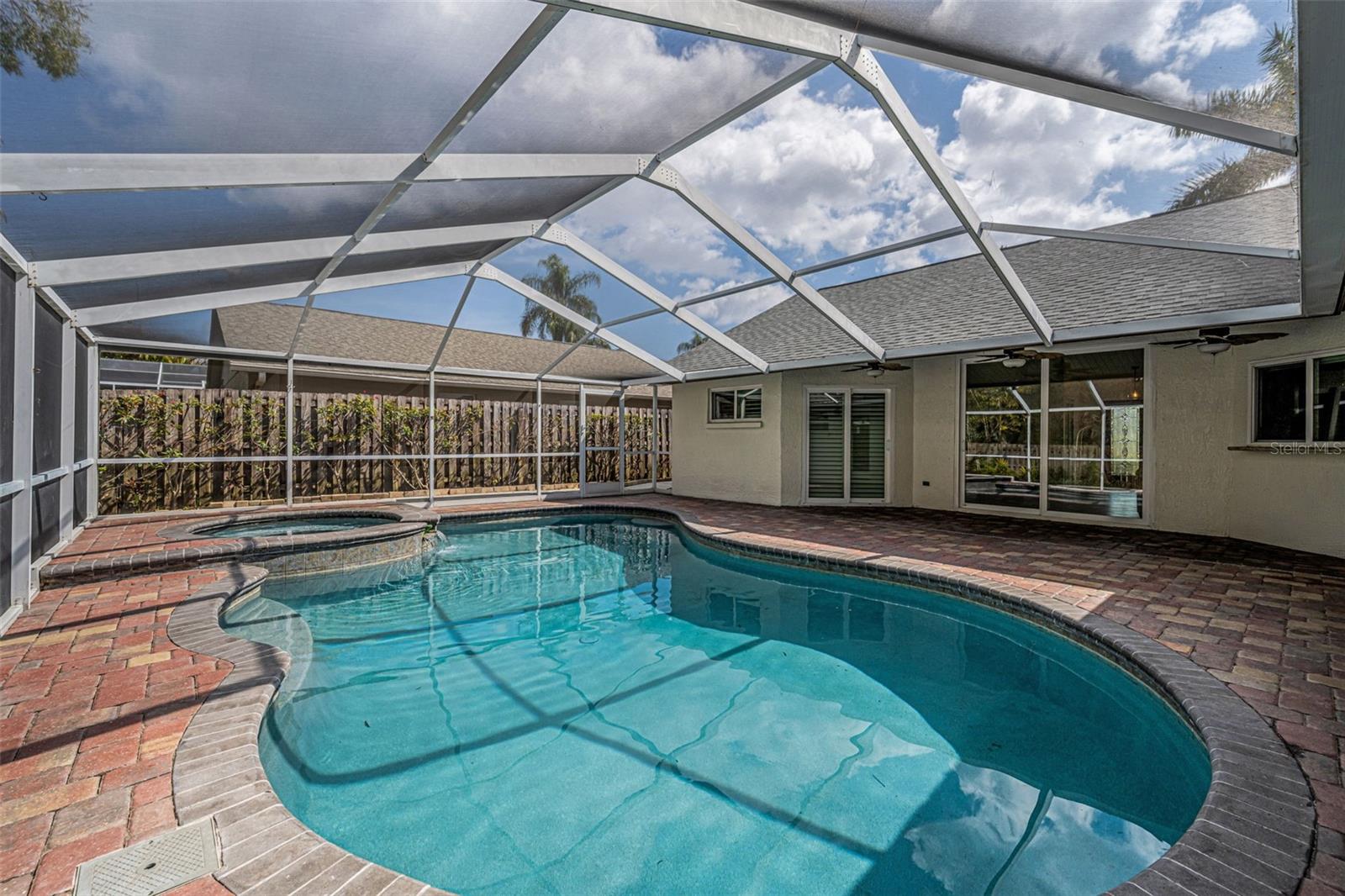 Image 55 of 79 For 12038 Stone Crossing Circle