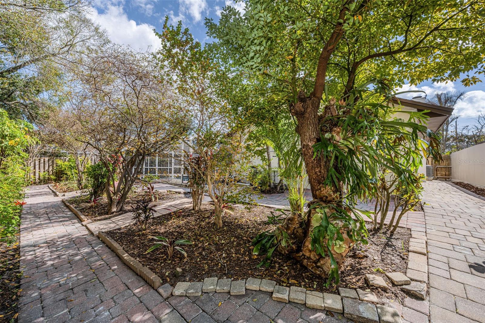 Image 58 of 79 For 12038 Stone Crossing Circle