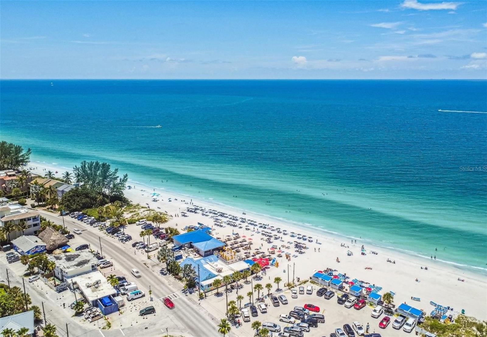 Listing photo id 42 for 9425 Blind Pass Road 1006