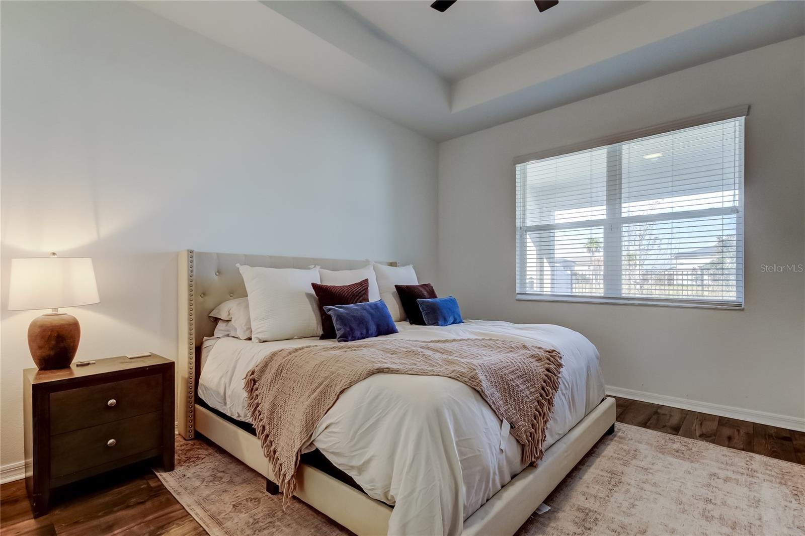 Image 16 of 30 For 5828 Timberdale Avenue