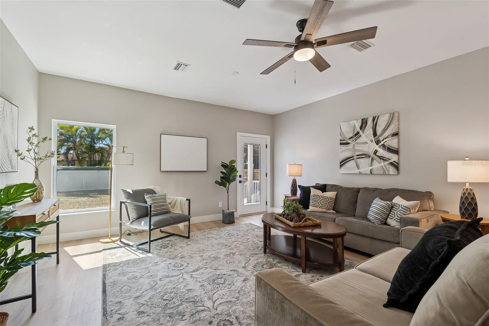 Image 13 of 28 For 6936 9th Avenue N