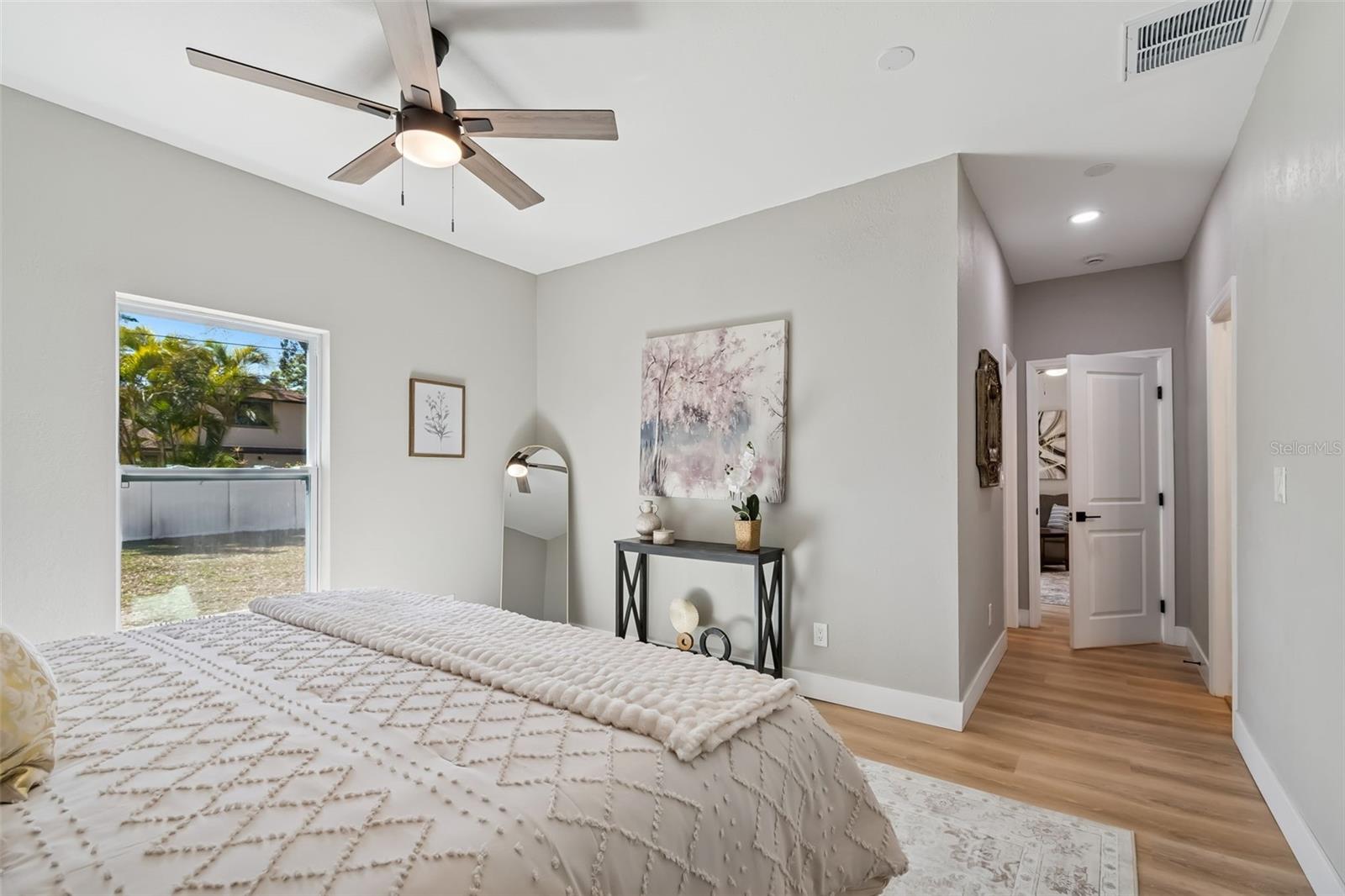 Image 16 of 28 For 6936 9th Avenue N