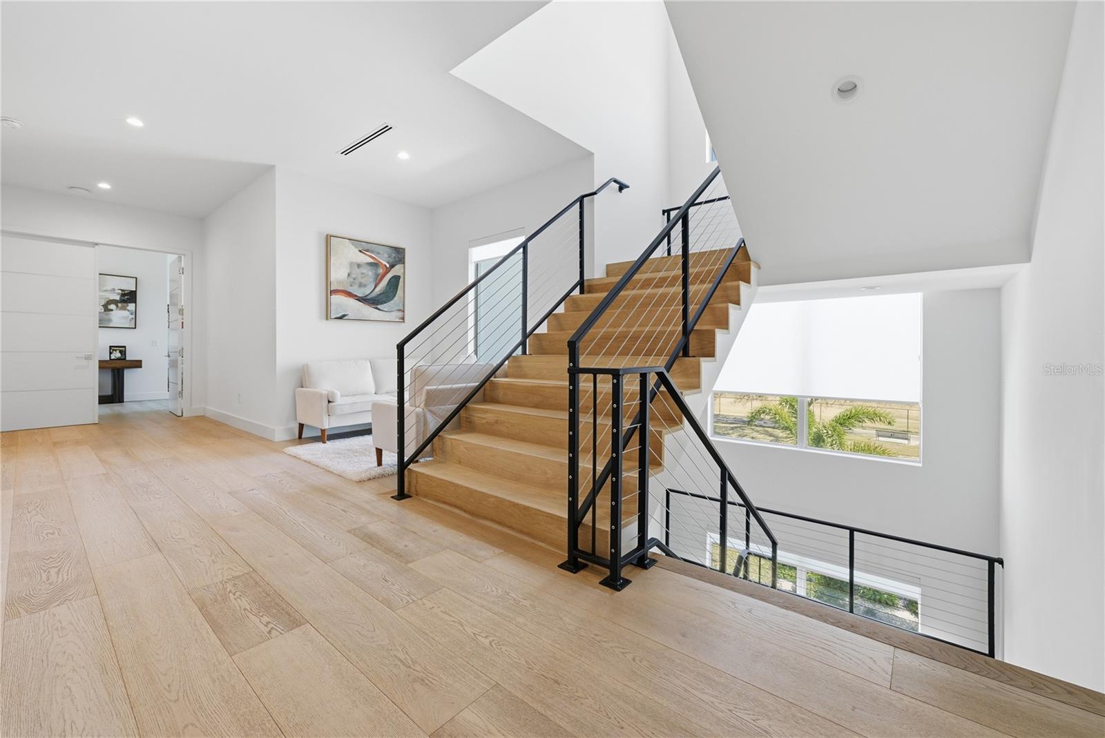 Image 46 of 72 For 814 Davis Boulevard