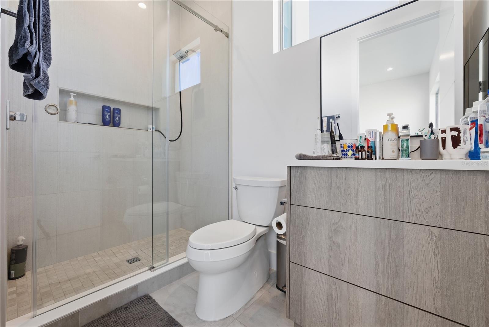 Image 62 of 72 For 814 Davis Boulevard