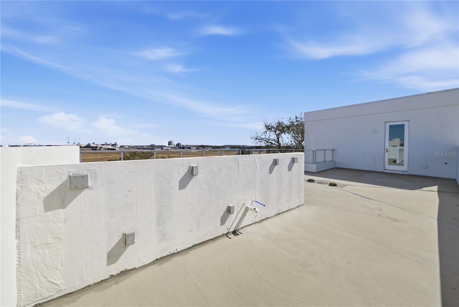 Image 66 of 72 For 814 Davis Boulevard