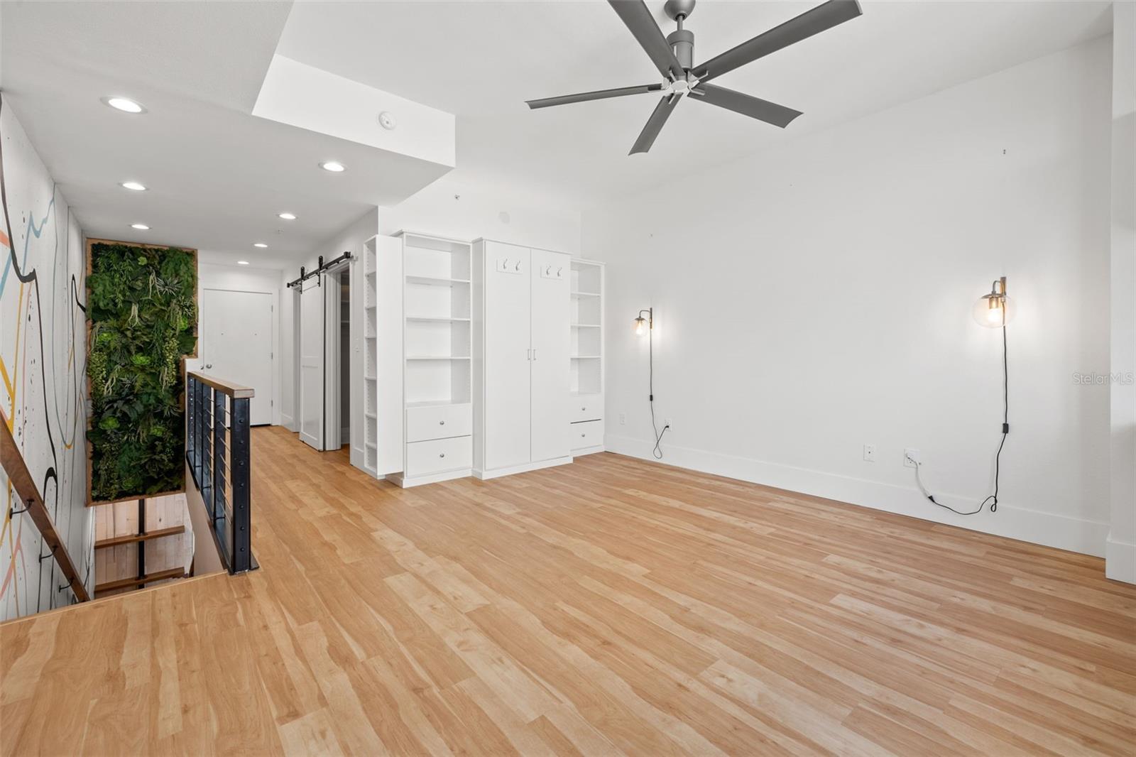 Image 18 of 40 For 1208 Kennedy Boulevard 520