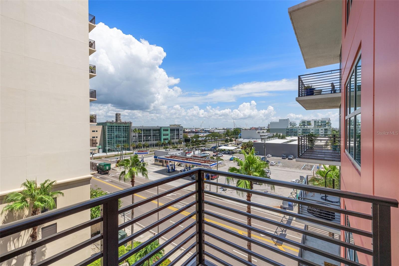 Image 25 of 40 For 1208 Kennedy Boulevard 520