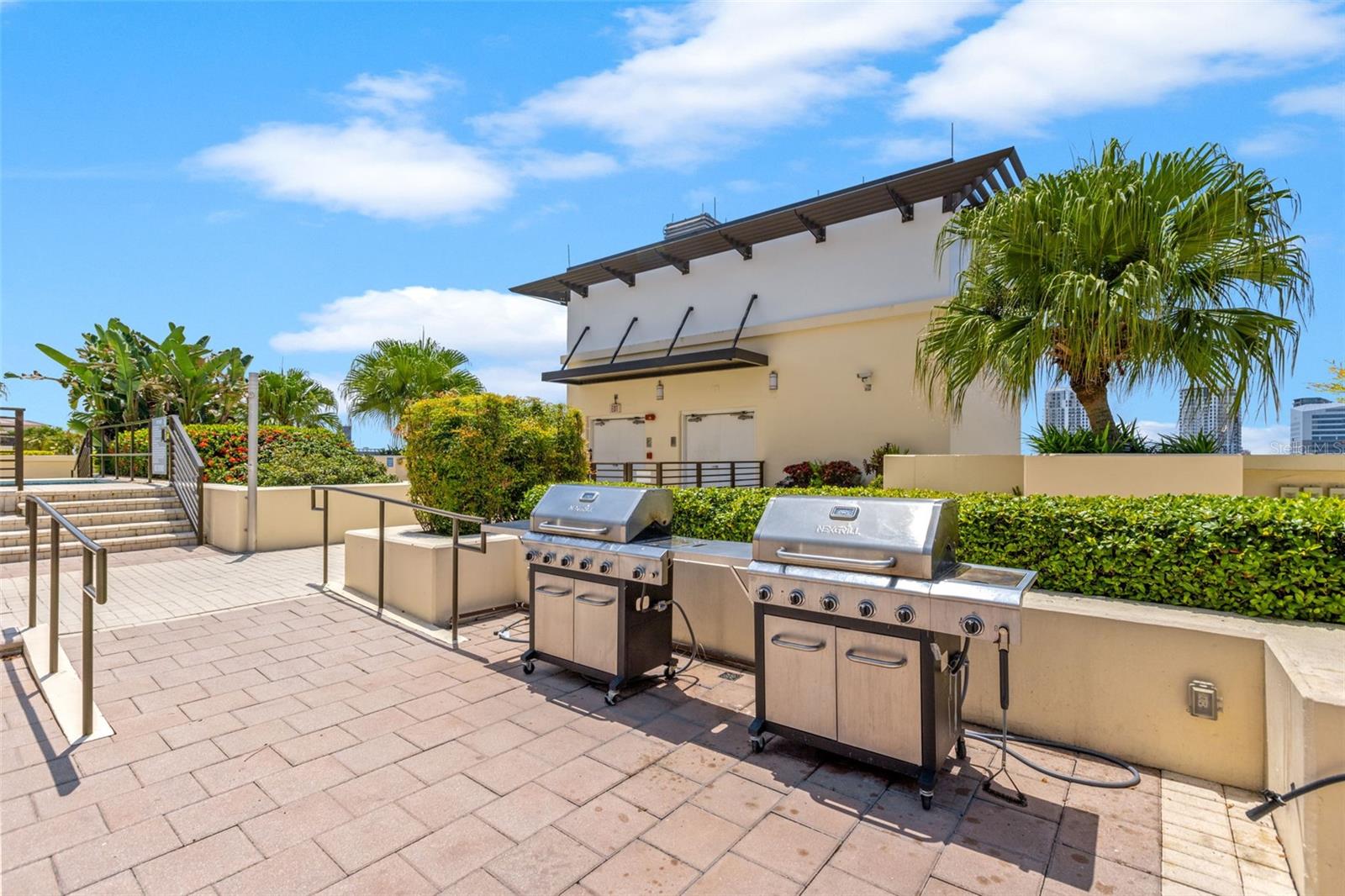 Image 31 of 40 For 1208 Kennedy Boulevard 520