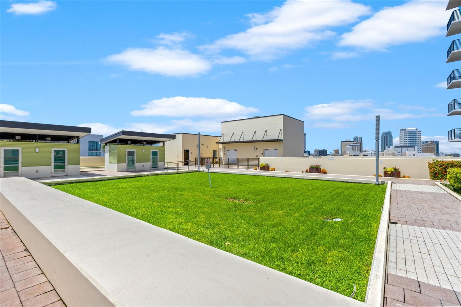 Image 32 of 40 For 1208 Kennedy Boulevard 520