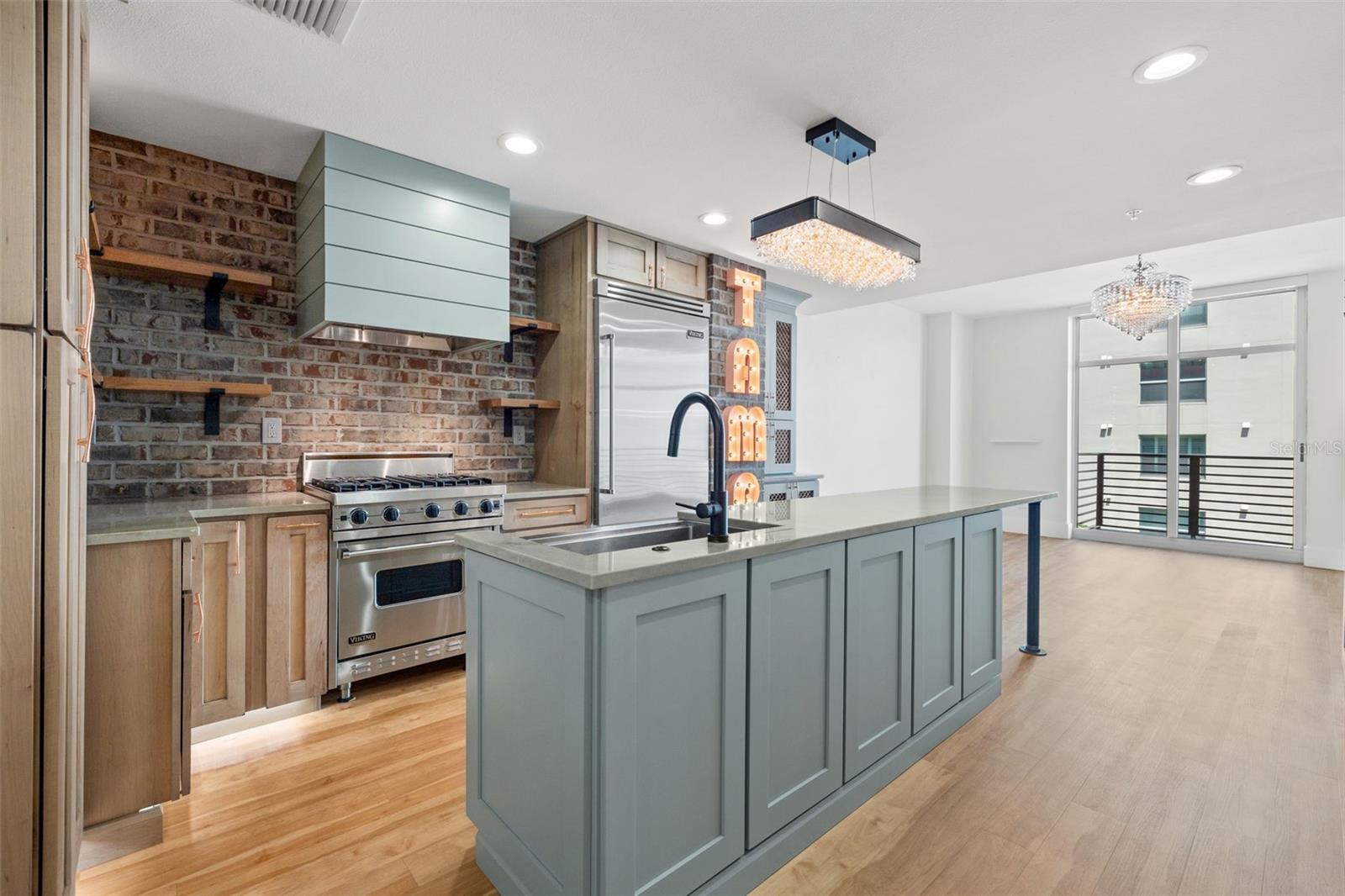 Image 4 of 40 For 1208 Kennedy Boulevard 520