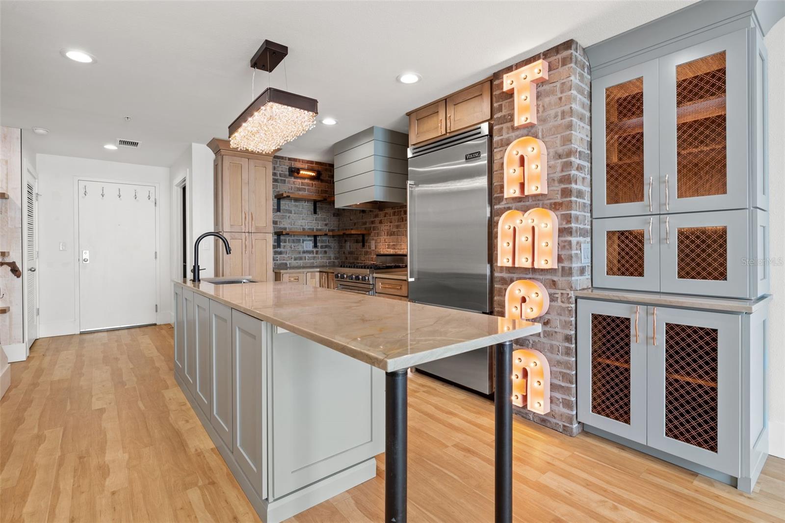 Image 9 of 40 For 1208 Kennedy Boulevard 520