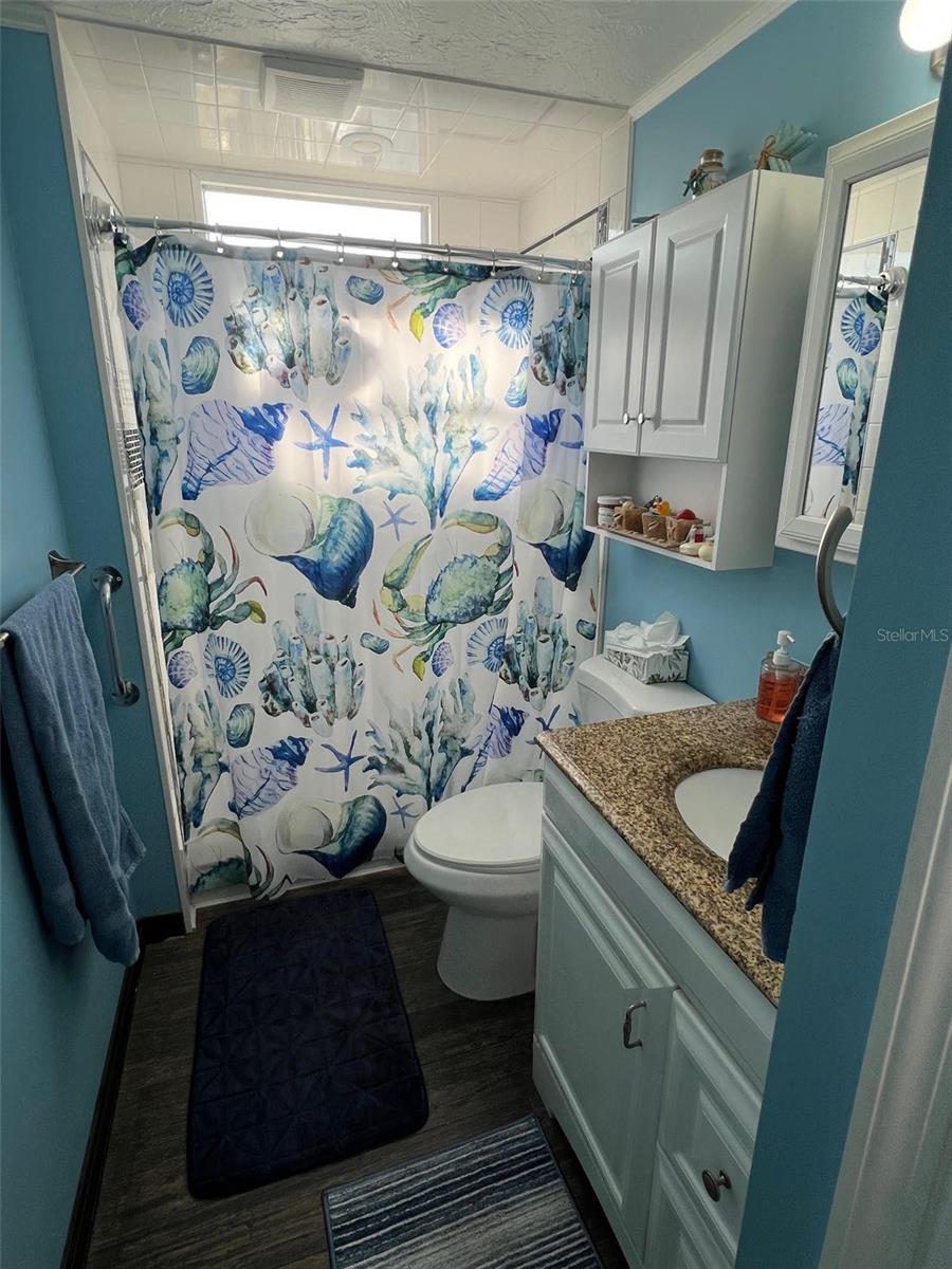 Listing photo id 10 for 8300 Seminole Boulevard 218