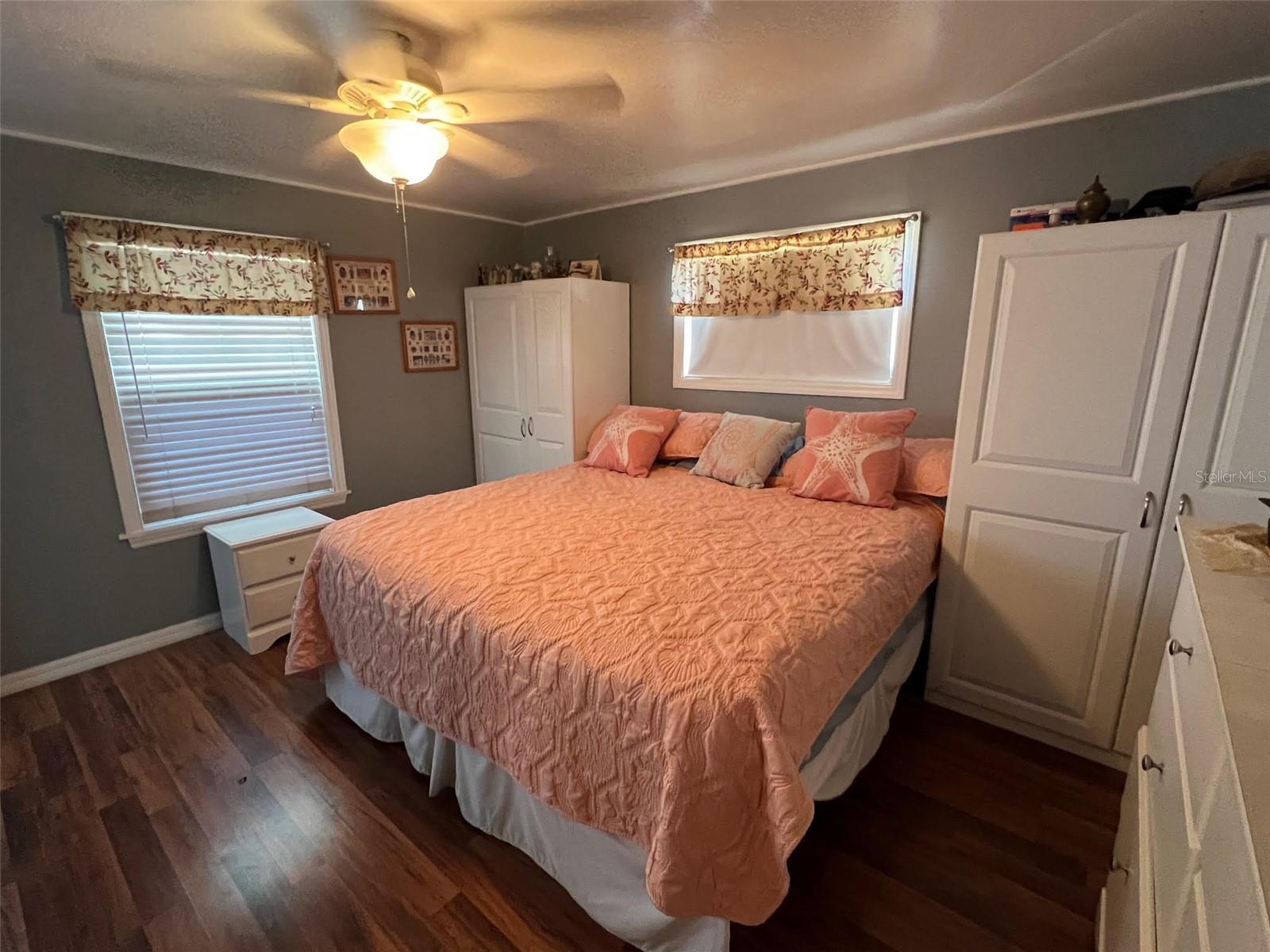 Listing photo id 15 for 8300 Seminole Boulevard 218