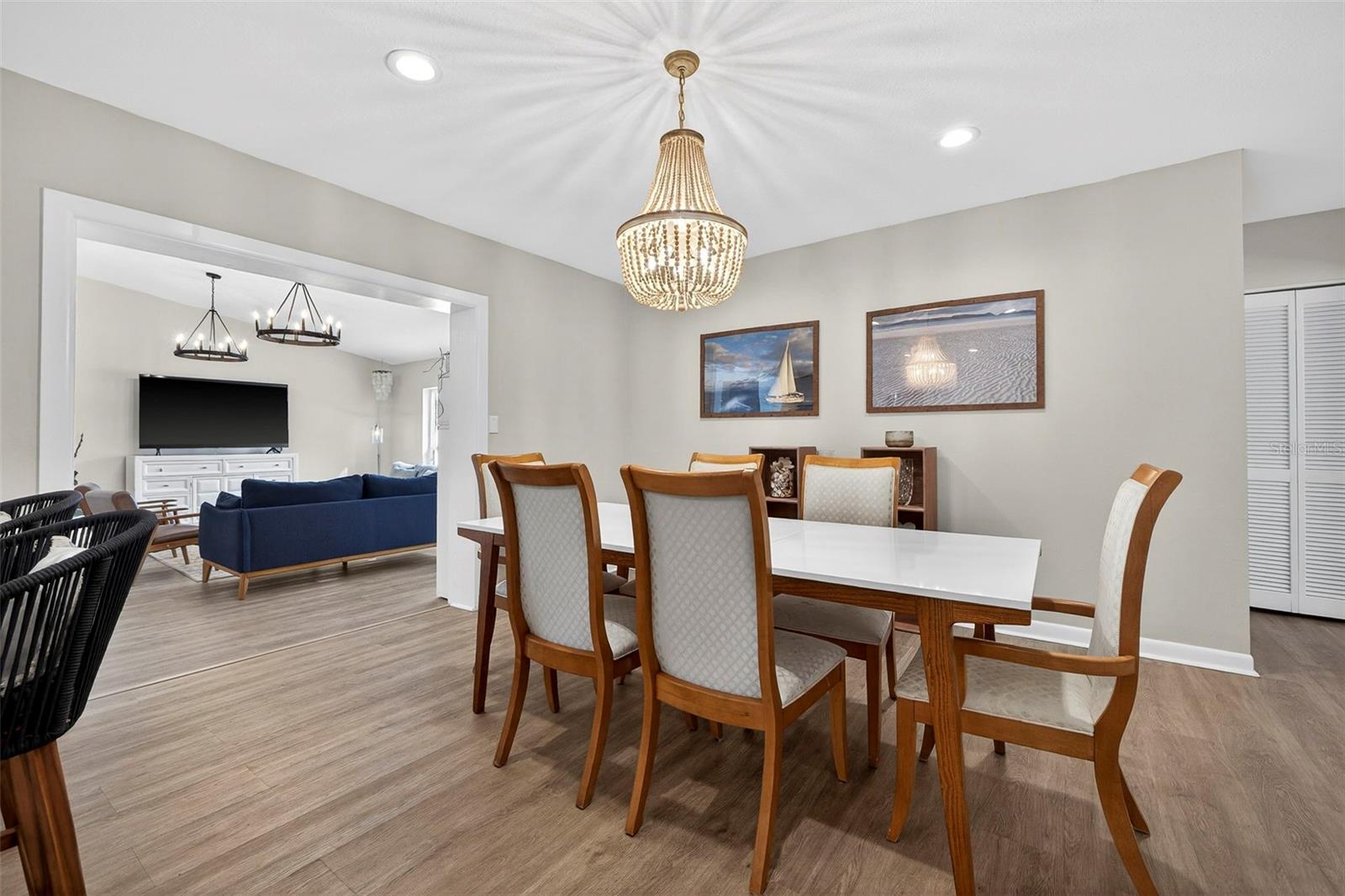 Image 10 of 27 For 4705 Foxshire Circle