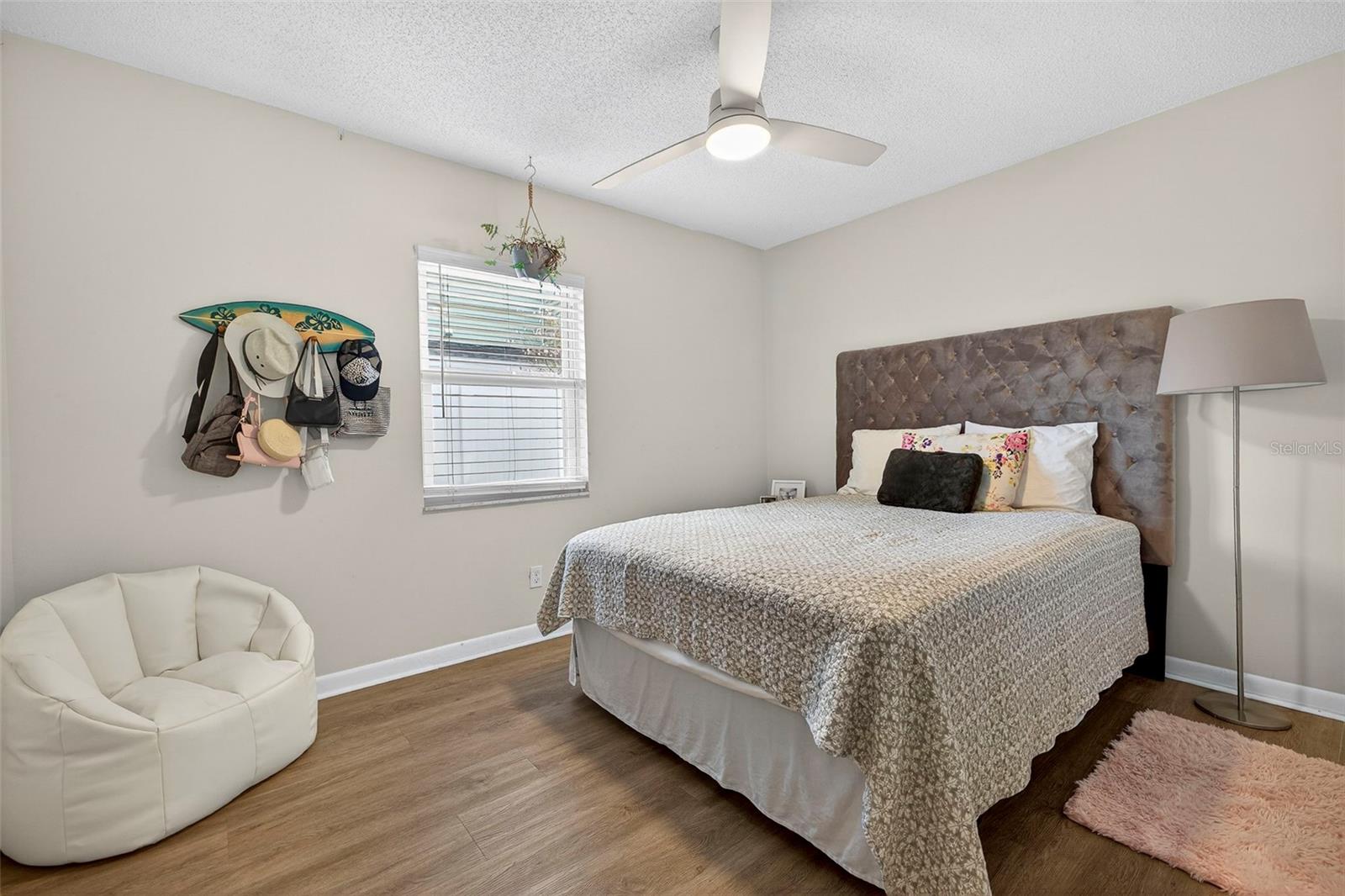 Image 16 of 27 For 4705 Foxshire Circle