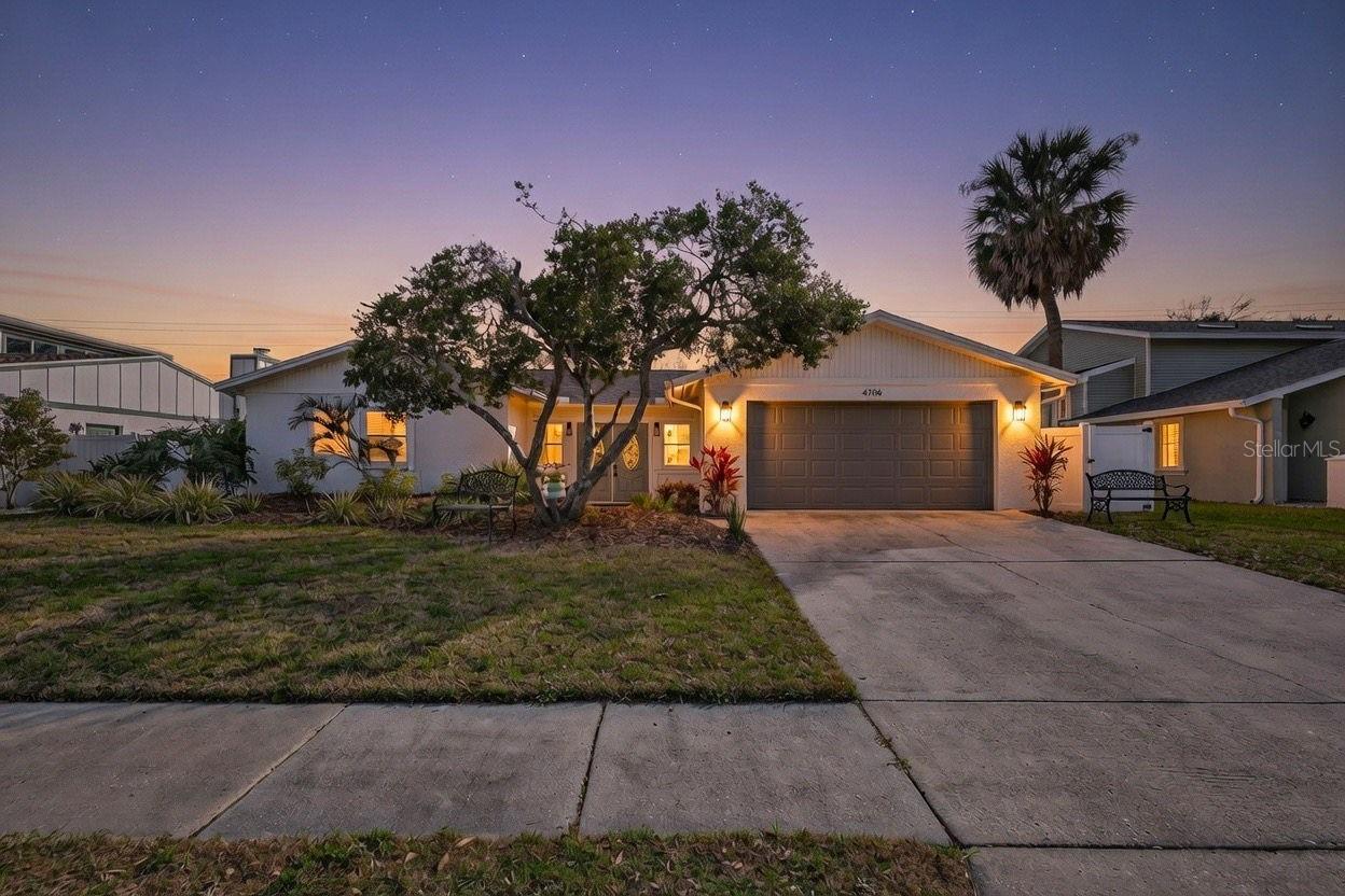 Image 26 of 27 For 4705 Foxshire Circle