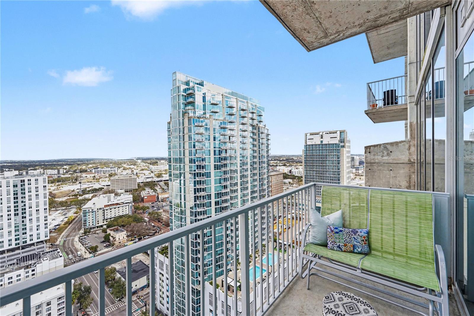 Image 4 of 47 For 777 Ashley Drive 2709