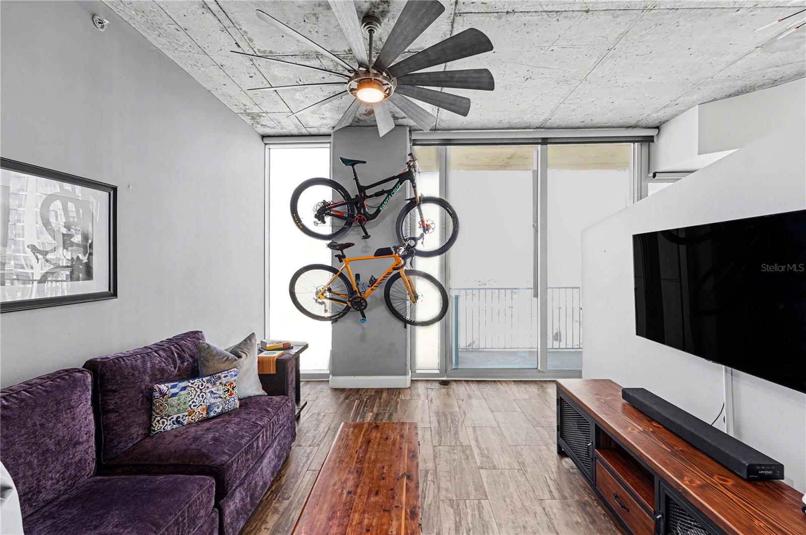 Image 8 of 47 For 777 Ashley Drive 2709