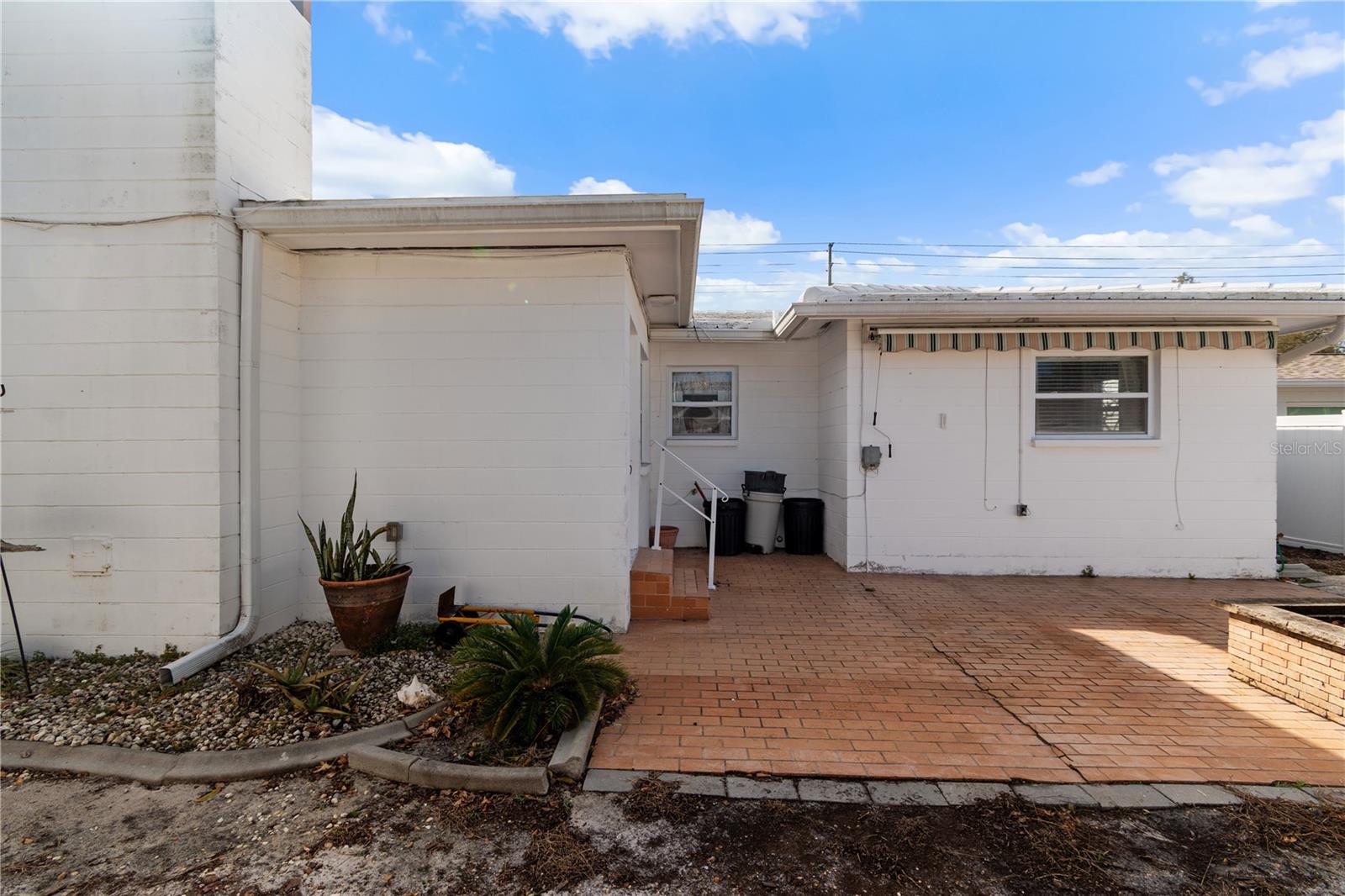 Image 10 of 57 For 13565 86th Avenue