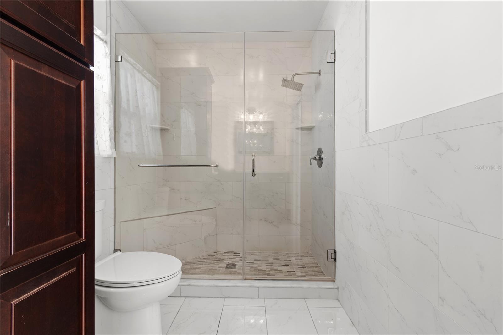 Image 32 of 57 For 13565 86th Avenue