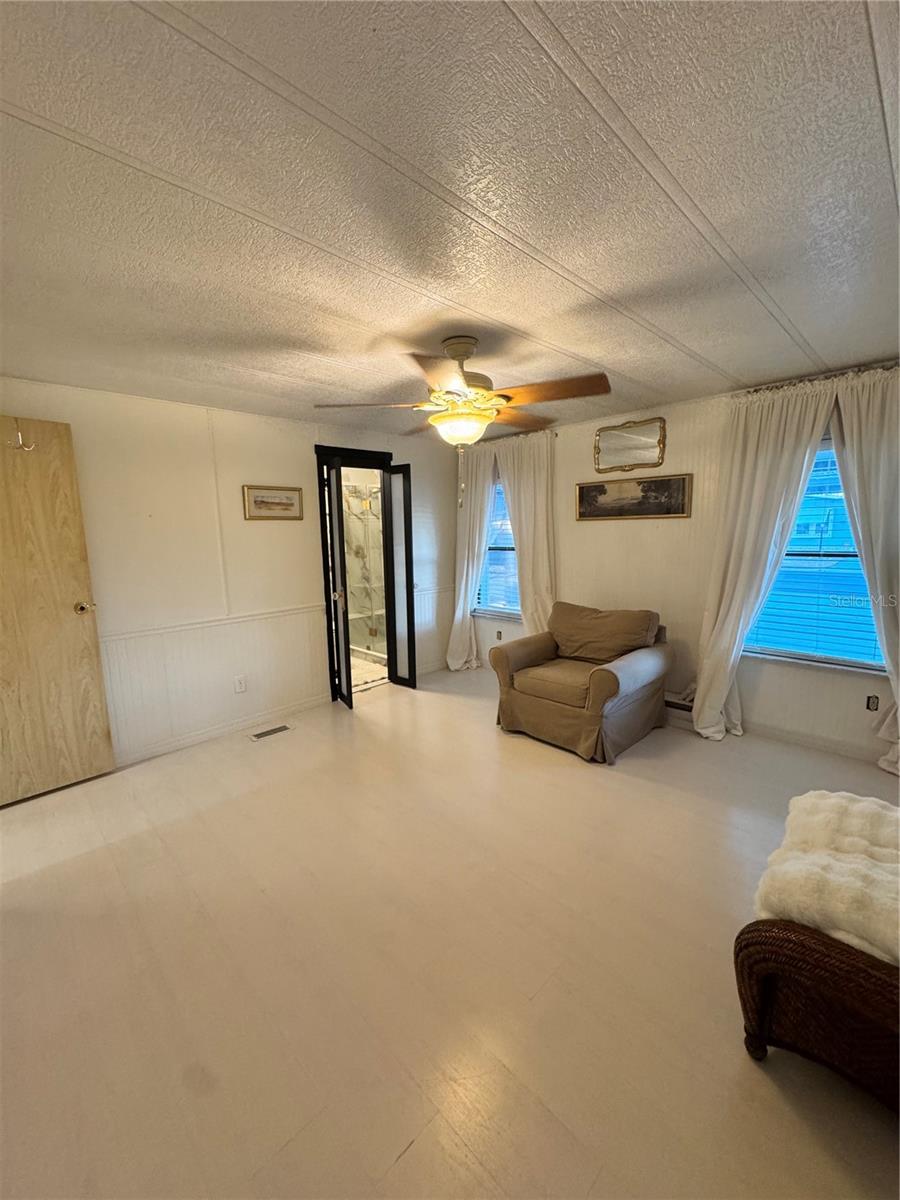 Image 14 of 17 For 34335 Timberland Boulevard