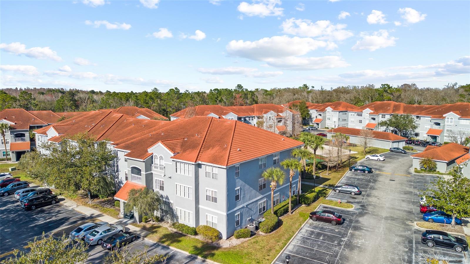 Image 2 of 48 For 18001 Richmond Place Drive 835