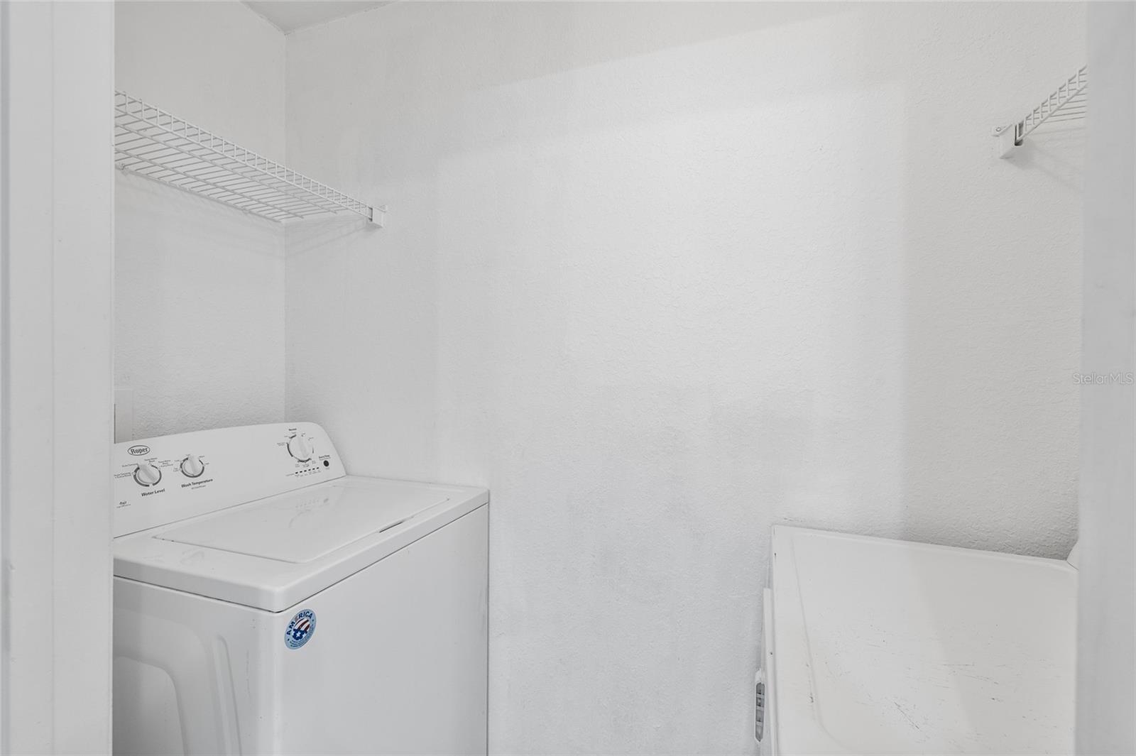 Image 35 of 48 For 18001 Richmond Place Drive 835